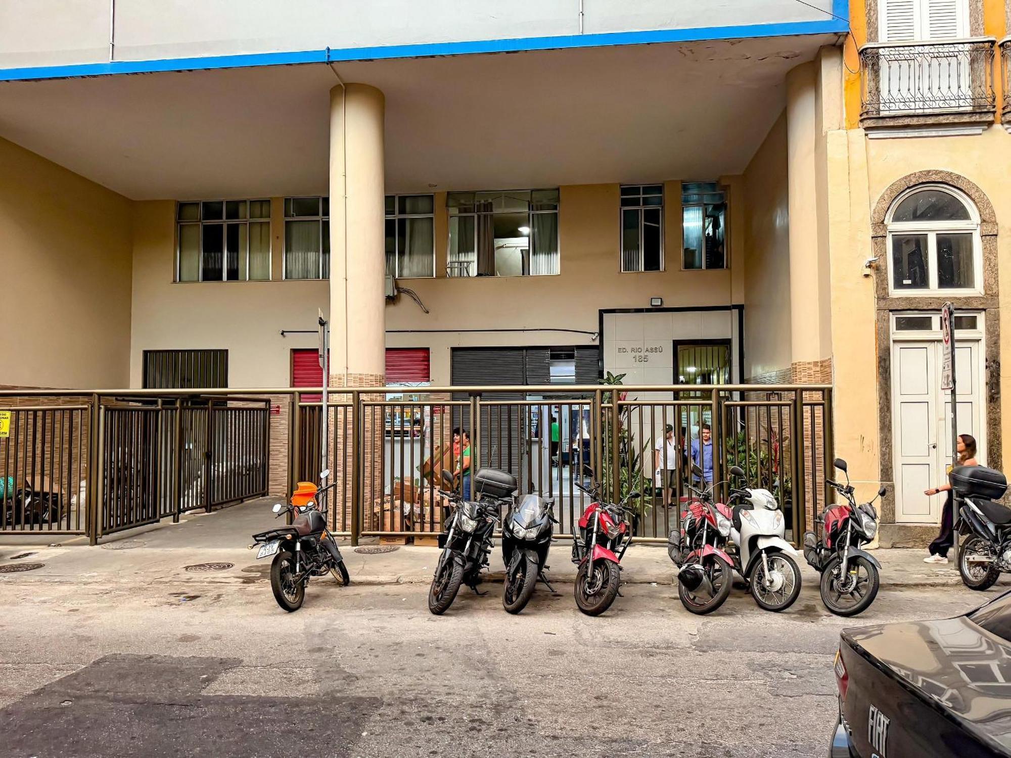 Loft Estiloso No Coracao Da Lapa - Cozinha Equipada - Portaria 24h - Arcos Da Lapa - Escadaria Selaron Apartemen *